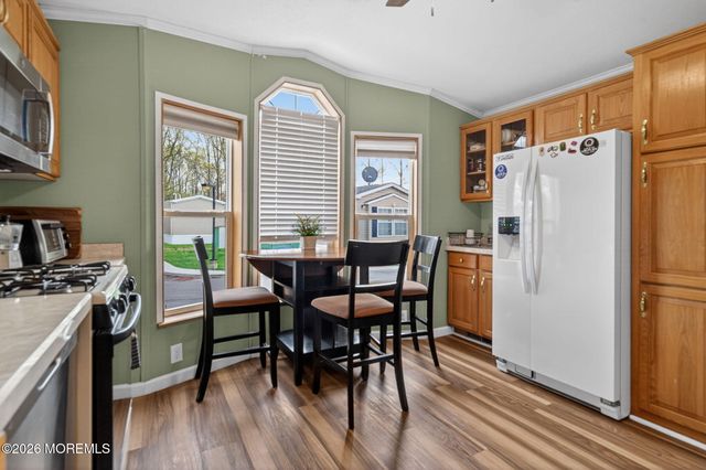 48 Randall Avenue, Hazlet, NJ 07734
