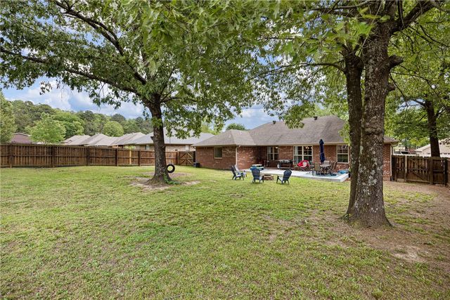 345 Sagewood Lane, Russellville, AR 72802