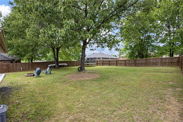 345 Sagewood Lane, Russellville, AR 72802