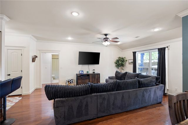 345 Sagewood Lane, Russellville, AR 72802