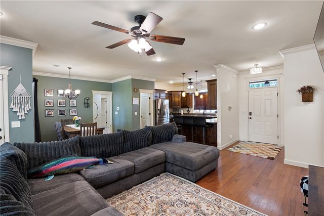 345 Sagewood Lane, Russellville, AR 72802