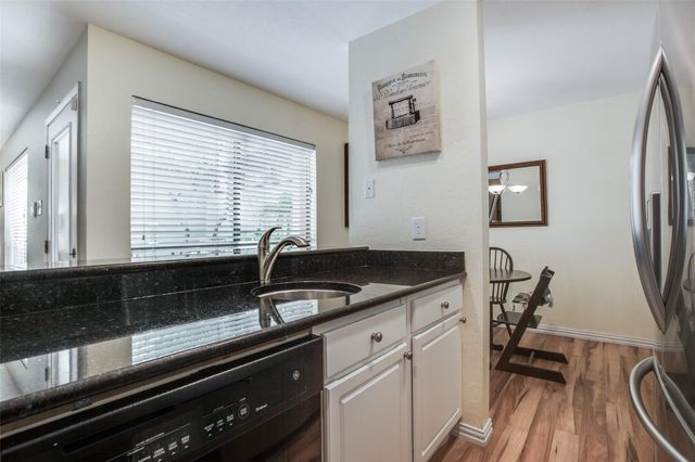 3949 Buena Vista Street B, Dallas, TX 75204