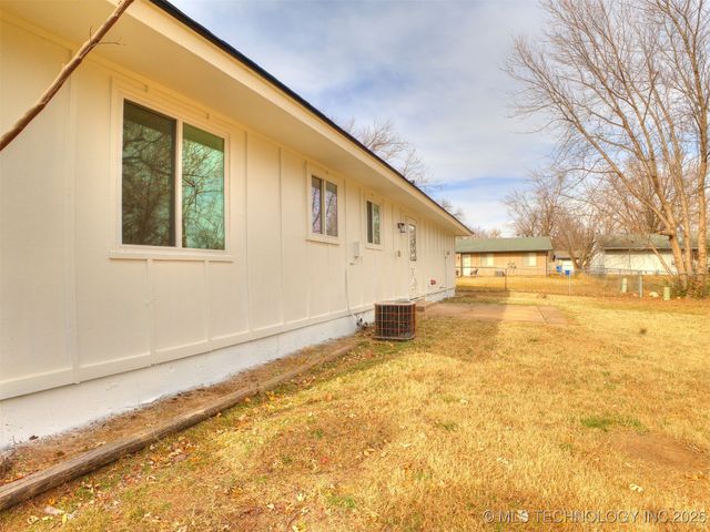 401 S Hickory Avenue, Broken Arrow, OK 74012