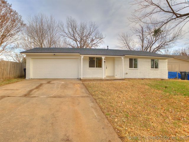 401 S Hickory Avenue, Broken Arrow, OK 74012