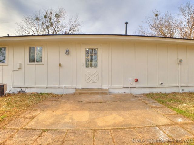 401 S Hickory Avenue, Broken Arrow, OK 74012