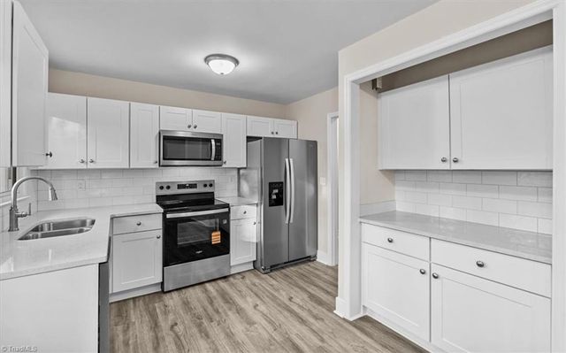 3309 Colony Drive, Jamestown, NC 27282