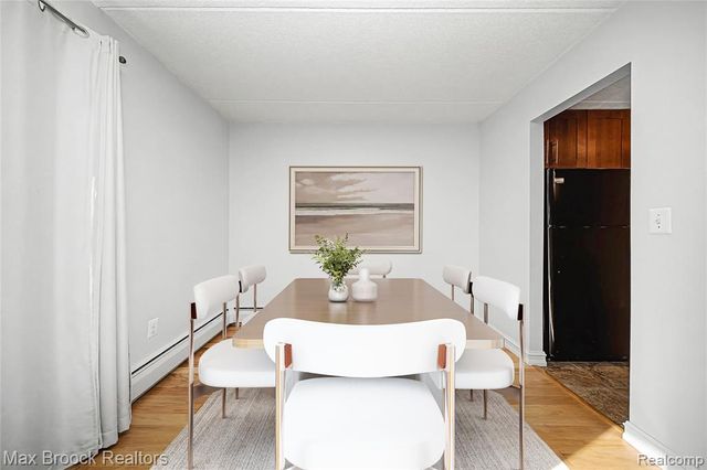 35300 Woodward Avenue 406, Birmingham, MI 48009