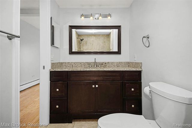 35300 Woodward Avenue 406, Birmingham, MI 48009