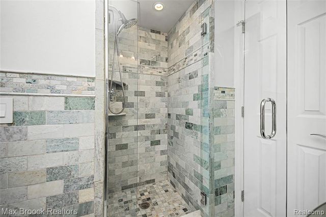 35300 Woodward Avenue 406, Birmingham, MI 48009