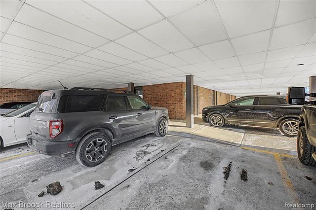 35300 Woodward Avenue 406, Birmingham, MI 48009