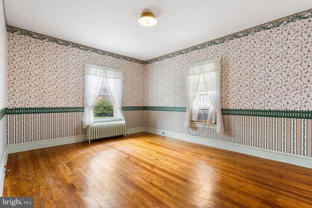 31 4TH ST, Hanover, PA 17331