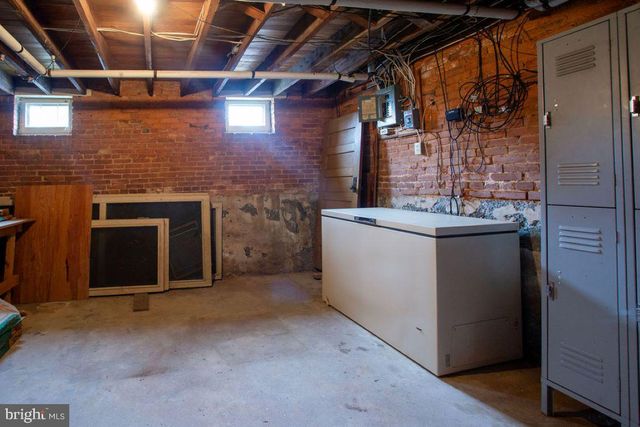 31 4TH ST, Hanover, PA 17331