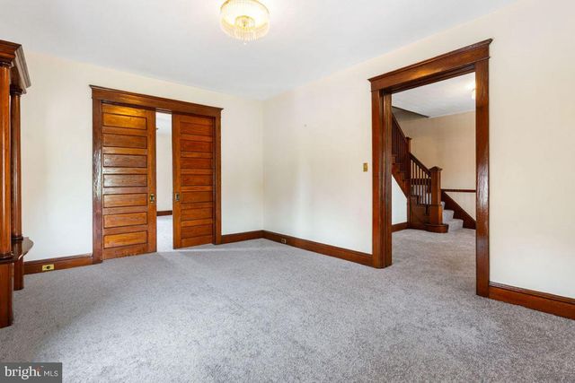 31 4TH ST, Hanover, PA 17331