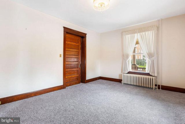 31 4TH ST, Hanover, PA 17331