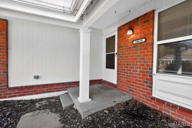 10618 Woodwind Drive, St Louis, MO 63136