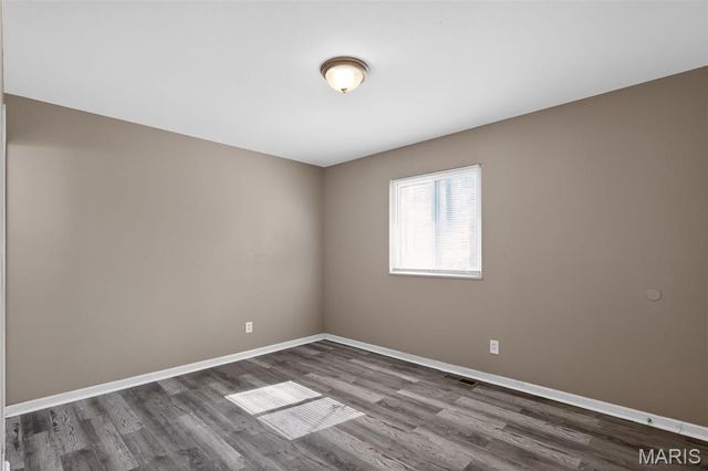 10618 Woodwind Drive, St Louis, MO 63136