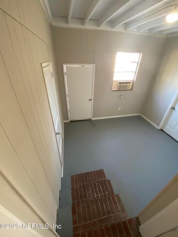 11205 ANDREA Drive, Jacksonville, FL 32218