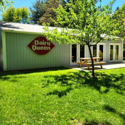 8605 East, Chikaming Twp, MI 49116
