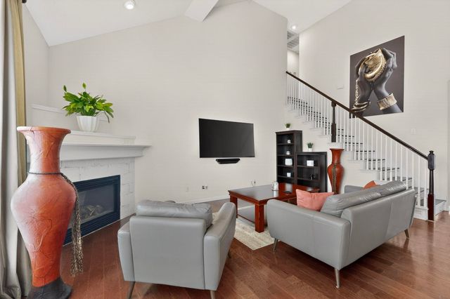 1200 Ashford Drive, Desoto, TX 75115