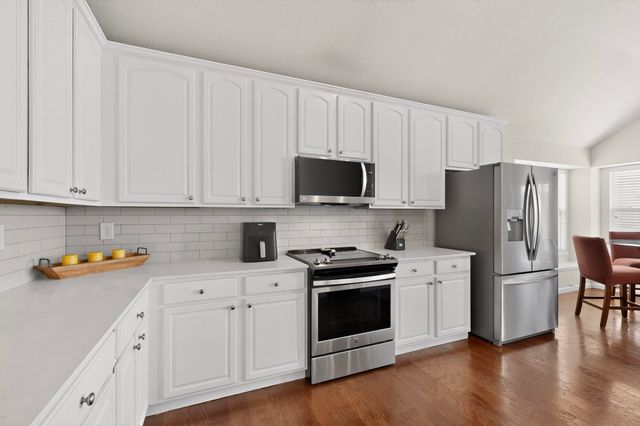 1200 Ashford Drive, Desoto, TX 75115