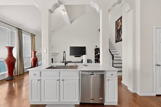 1200 Ashford Drive, Desoto, TX 75115