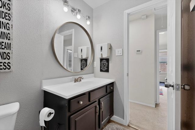 1200 Ashford Drive, Desoto, TX 75115