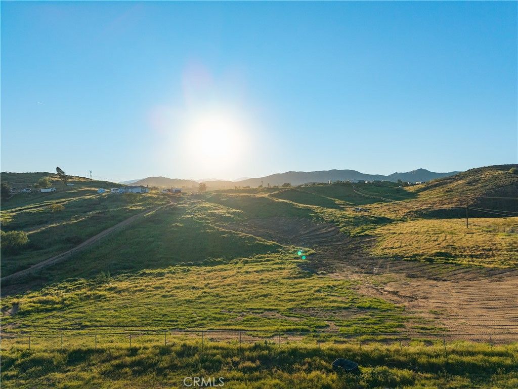 Image 10 of property listing at 25361 Phillips Street, Perris, CA 92570