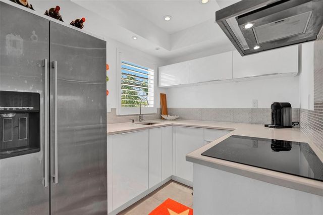 535 Hendricks Isle 209, Fort Lauderdale, FL 33301