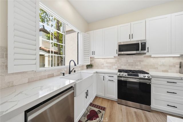 2856 Ballesteros Lane, Tustin, CA 92782