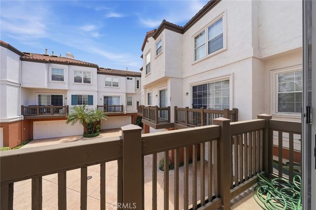 2856 Ballesteros Lane, Tustin, CA 92782