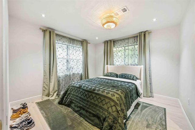 7302 Sandra Street, Houston, TX 77028