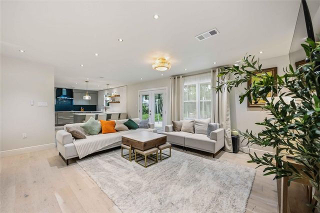 7302 Sandra Street, Houston, TX 77028