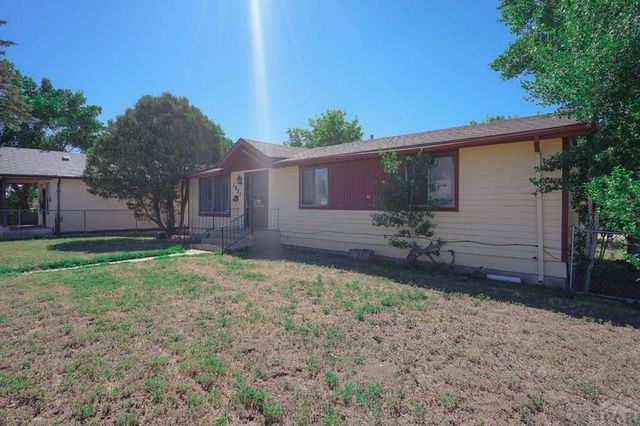 1021 7th St, Walsenburg, CO 81089
