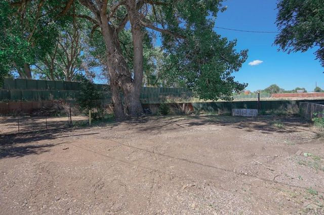 1021 7th St, Walsenburg, CO 81089