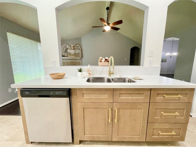 20503 Spring Aspen Lane, Spring, TX 77388