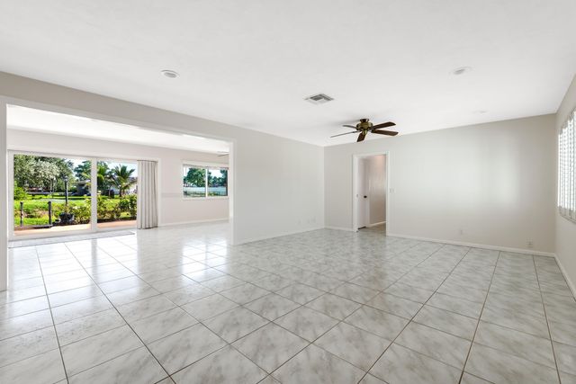 1315 SW 25TH Avenue, Boynton Beach, FL 33426