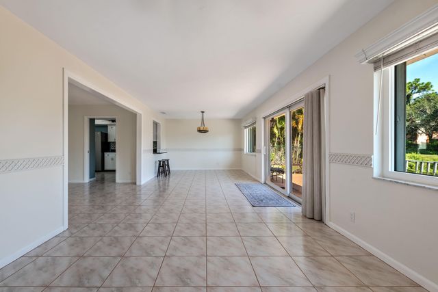 1315 SW 25TH Avenue, Boynton Beach, FL 33426