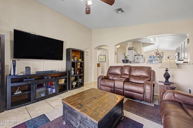 3120 W PECAN Road, Phoenix, AZ 85041
