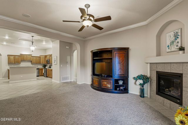 12712 TUSCAN HILLS Court, El Paso, TX 79938