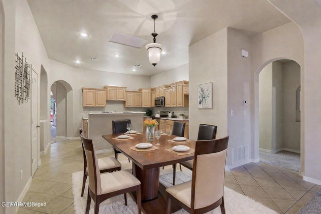 12712 TUSCAN HILLS Court, El Paso, TX 79938