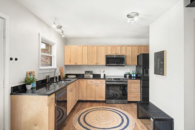 940 Gale Ln Apt 127, Nashville, TN 37204