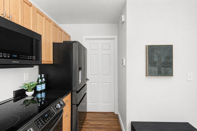 940 Gale Ln Apt 127, Nashville, TN 37204