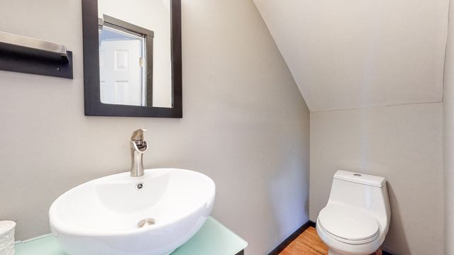 940 Gale Ln Apt 127, Nashville, TN 37204