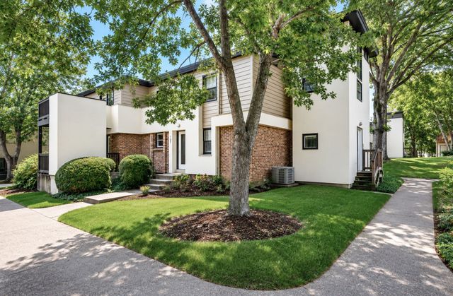 940 Gale Ln Apt 127, Nashville, TN 37204