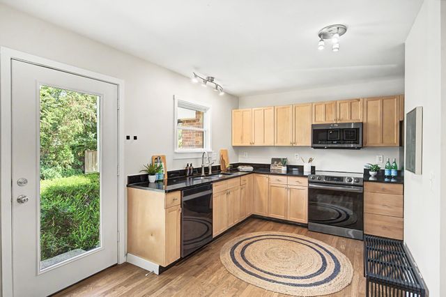 940 Gale Ln Apt 127, Nashville, TN 37204