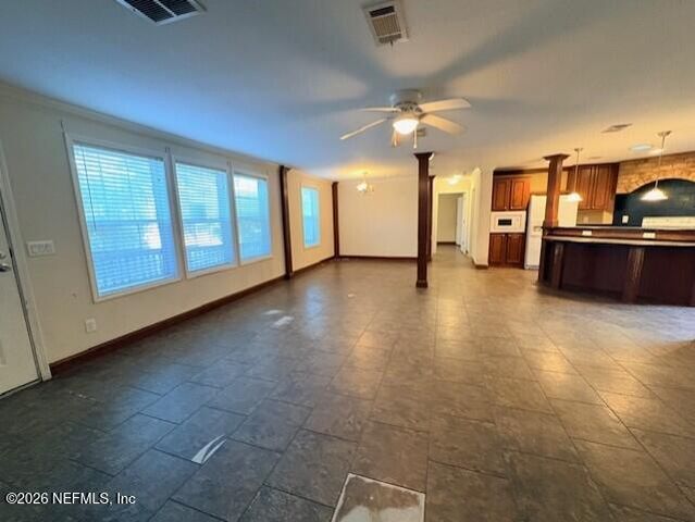 240 SWAN LAKE Drive, Melrose, FL 32666
