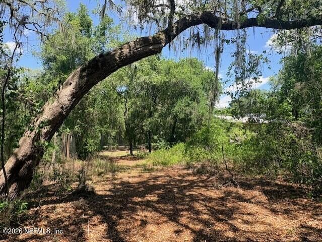 240 SWAN LAKE Drive, Melrose, FL 32666