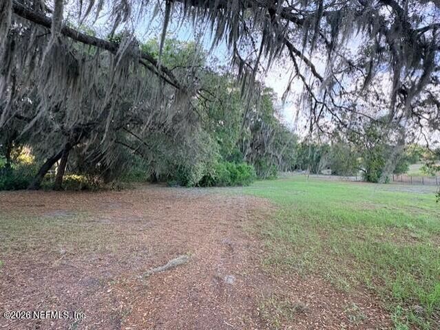 240 SWAN LAKE Drive, Melrose, FL 32666