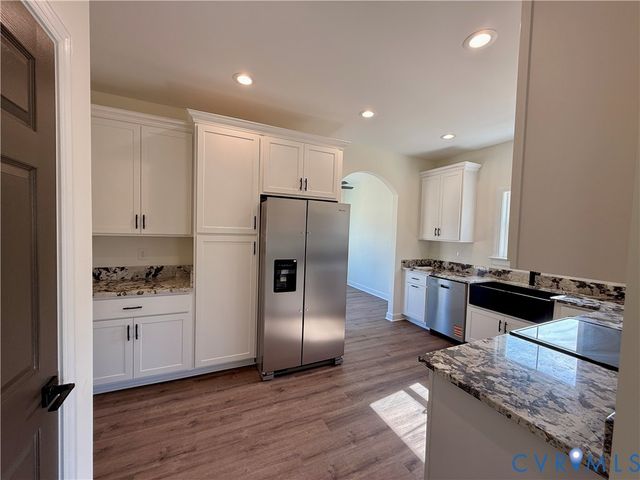 7957 Pennsylvania Ave, West Point, VA 23181