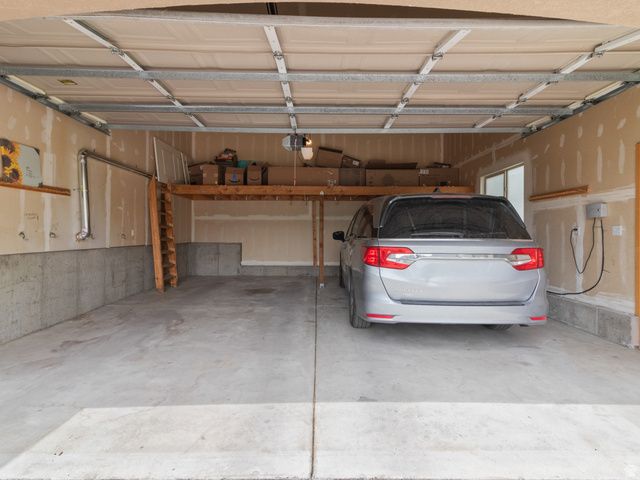 1580 CRESTMONT WAY, Kaysville, UT 84037